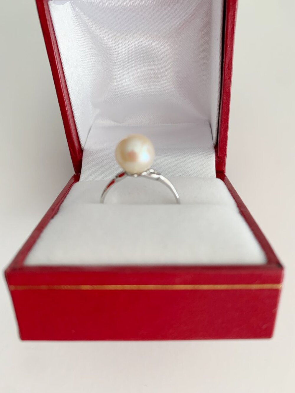 Cultured Pearl and Sterling Silver Ring Size 6.5